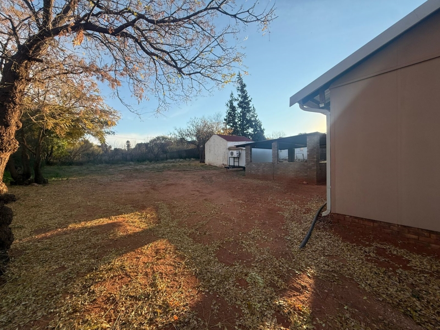 To Let 3 Bedroom Property for Rent in Dibeng Northern Cape